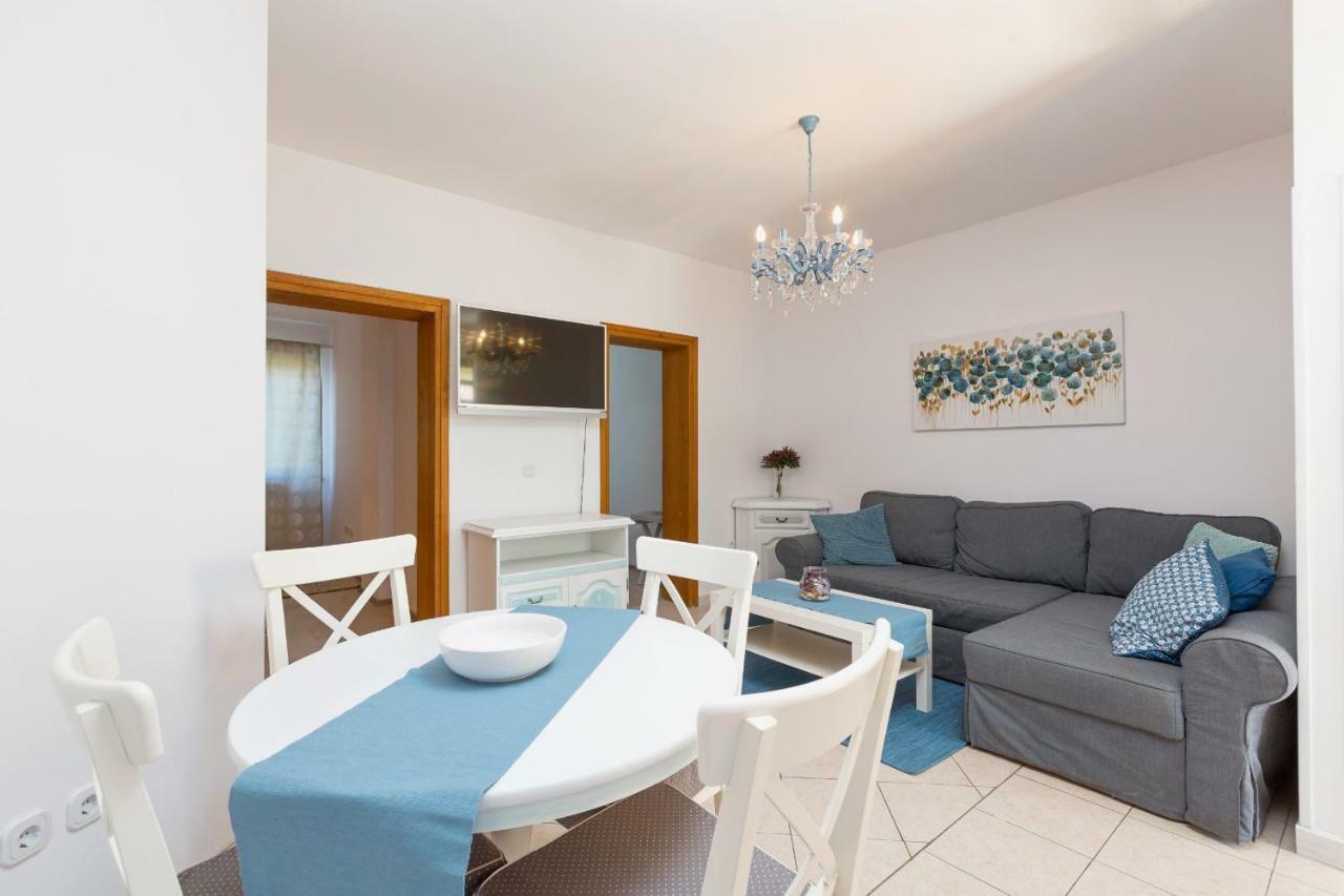 Blue Place W. Terrace Apartment Пореч Екстериор снимка